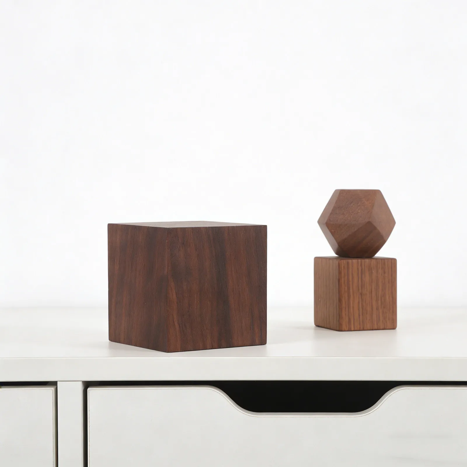 Wood Blocks Black Walnut Carving Material 6Cm Square Unfinished Basswood DIY Woodcarving Blocks for Painting Carving Creative