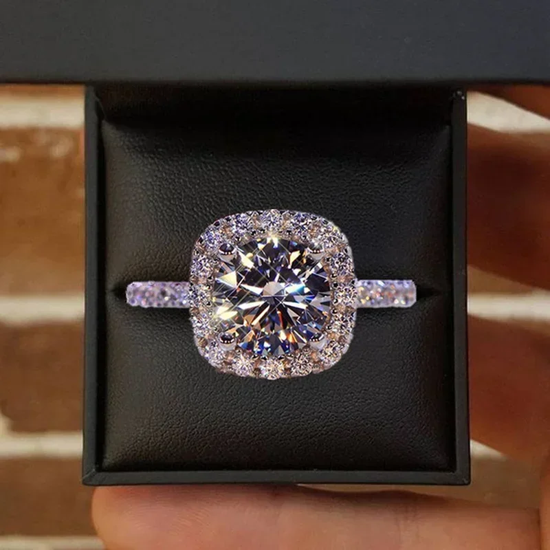 

Classic Silver Color Engagement Wedding Rings for Women Fashion Metal Inlaid White Zircon Stones Bridal Ring Jewelry