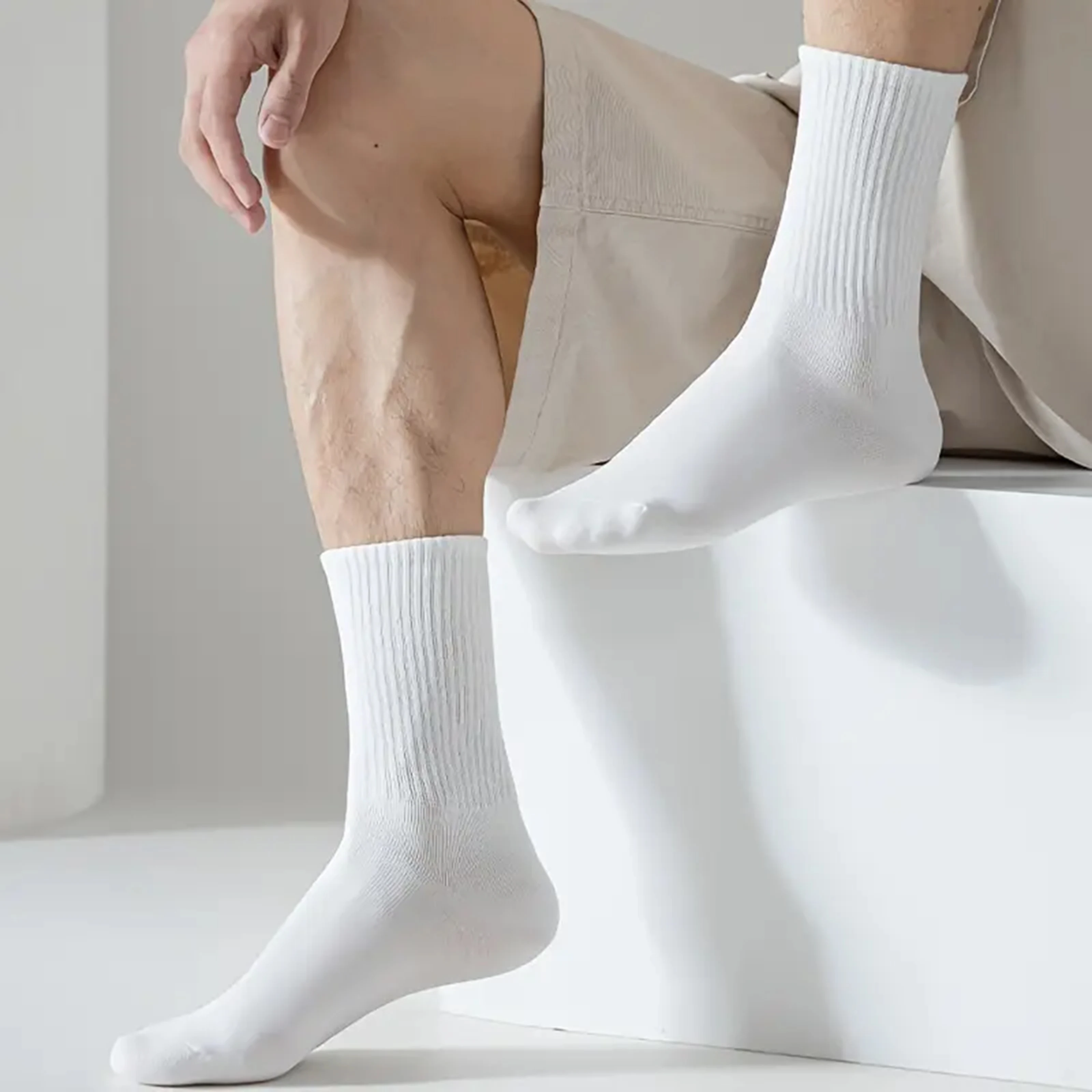 

1 Pair Breathable Mid-culf Socks Moisture-Wicking Leisure Sock Unisex Middle Tube Solid Knit Fabric Casual Business Sports Sock