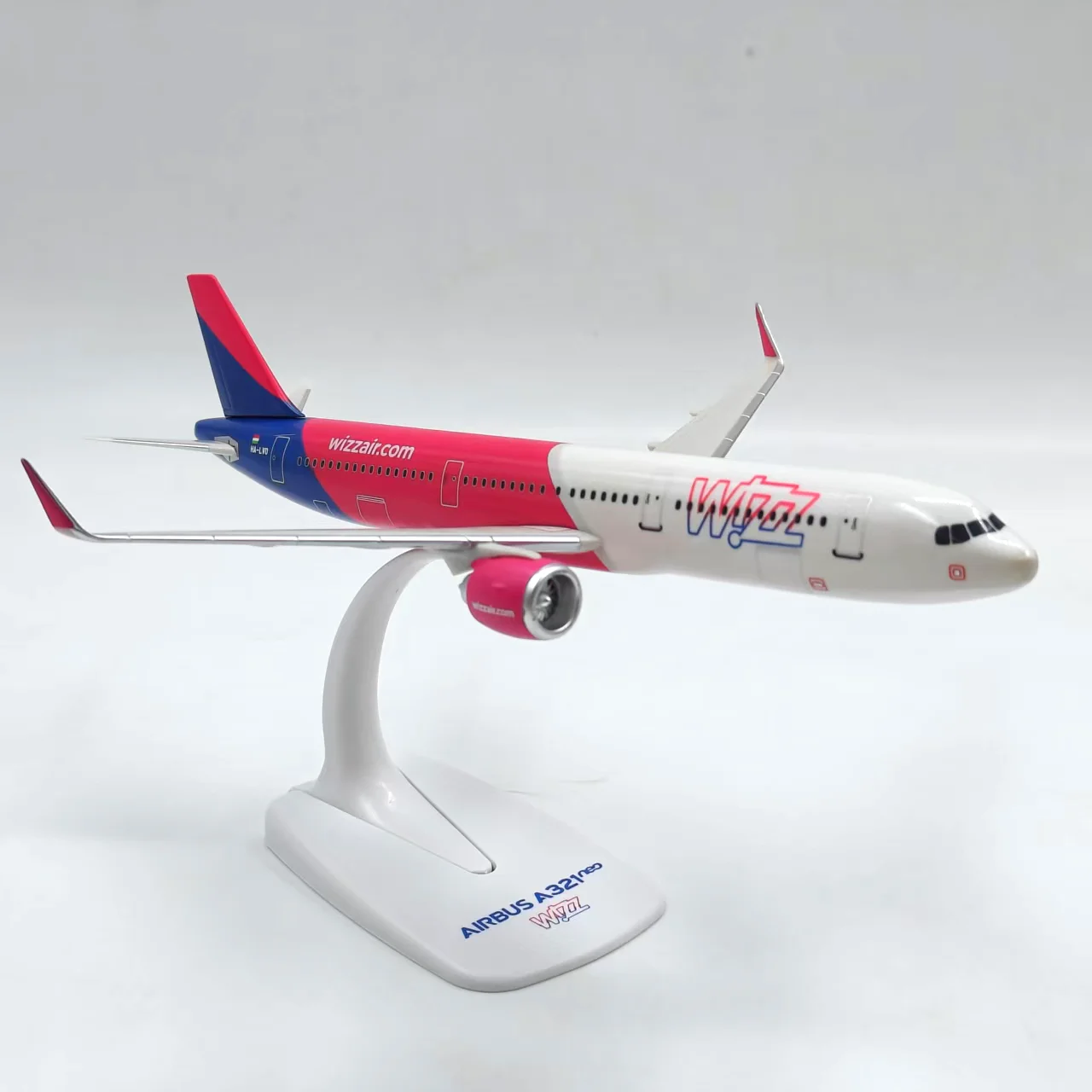 دييكاست 1:200 مقياس تجميعها ايرباص A321neo WIZZ سبيكة نموذج طائرة تحصيل لعبة هدية تذكارية عرض حلية #4