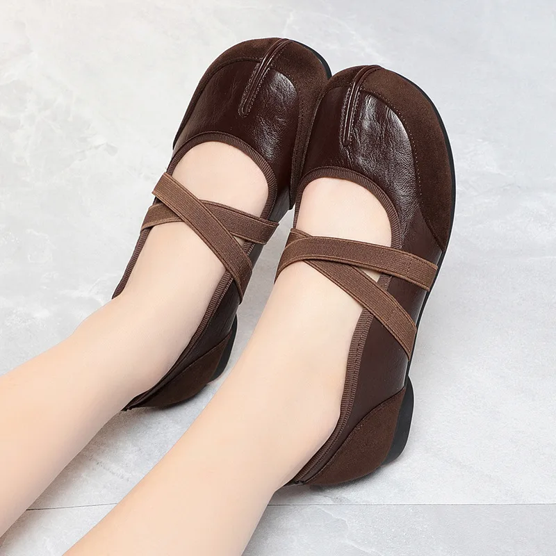 Zapatos de cuero suave, cómodos y transpirables, estilo vintage, con vendaje, calzado de baile, otoño 2026, Mary Janes sin cordones para caminar con la madre