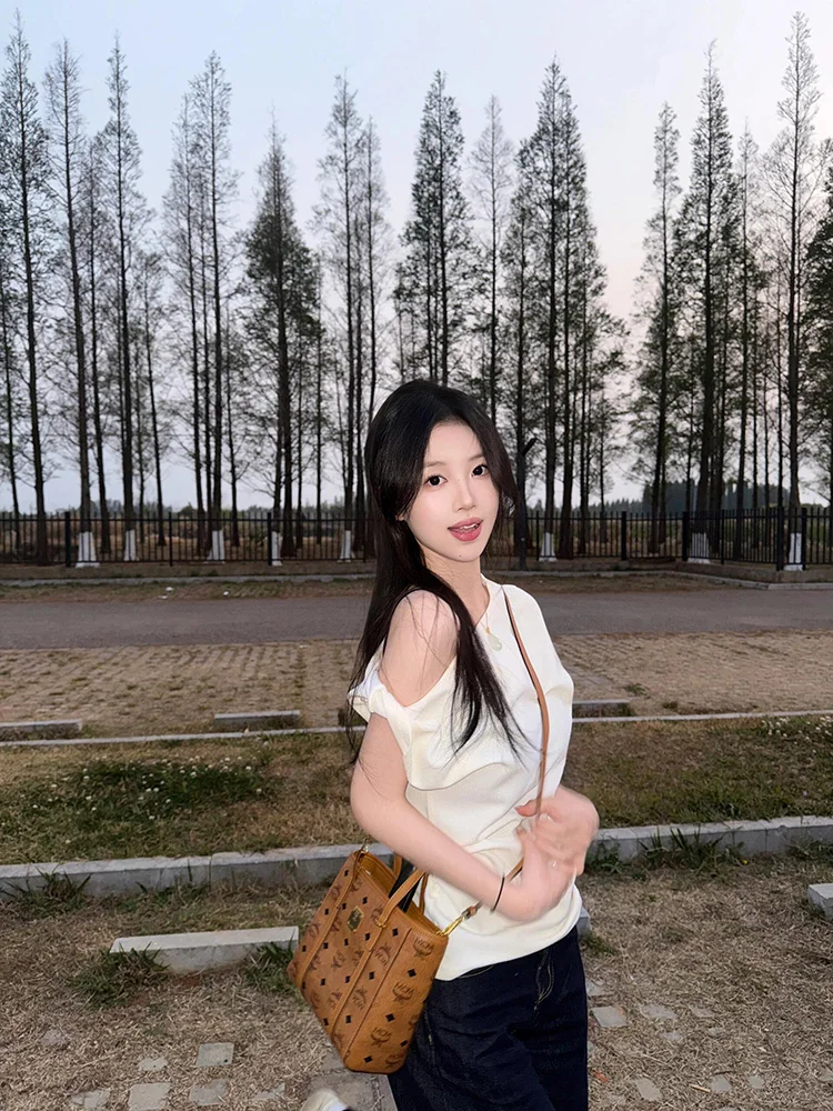 تي شيرت نسائي فريد من نوعه جميل غير متماثل من oulder ort Sve بقصة ضيقة بتصميم كوري Sle صيفي إحساس oul... #1