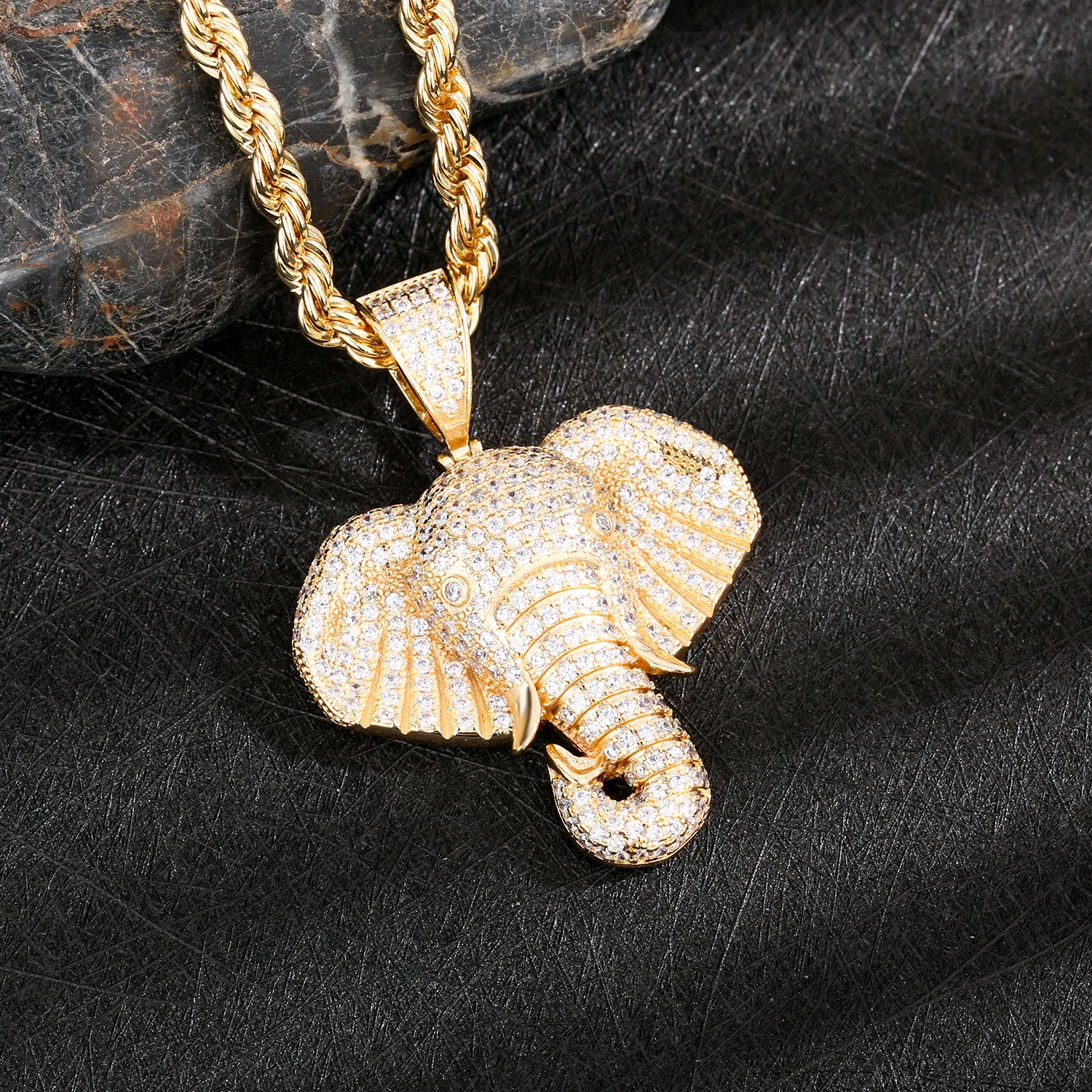 2024-New popular golden elephant trunk and head pendant