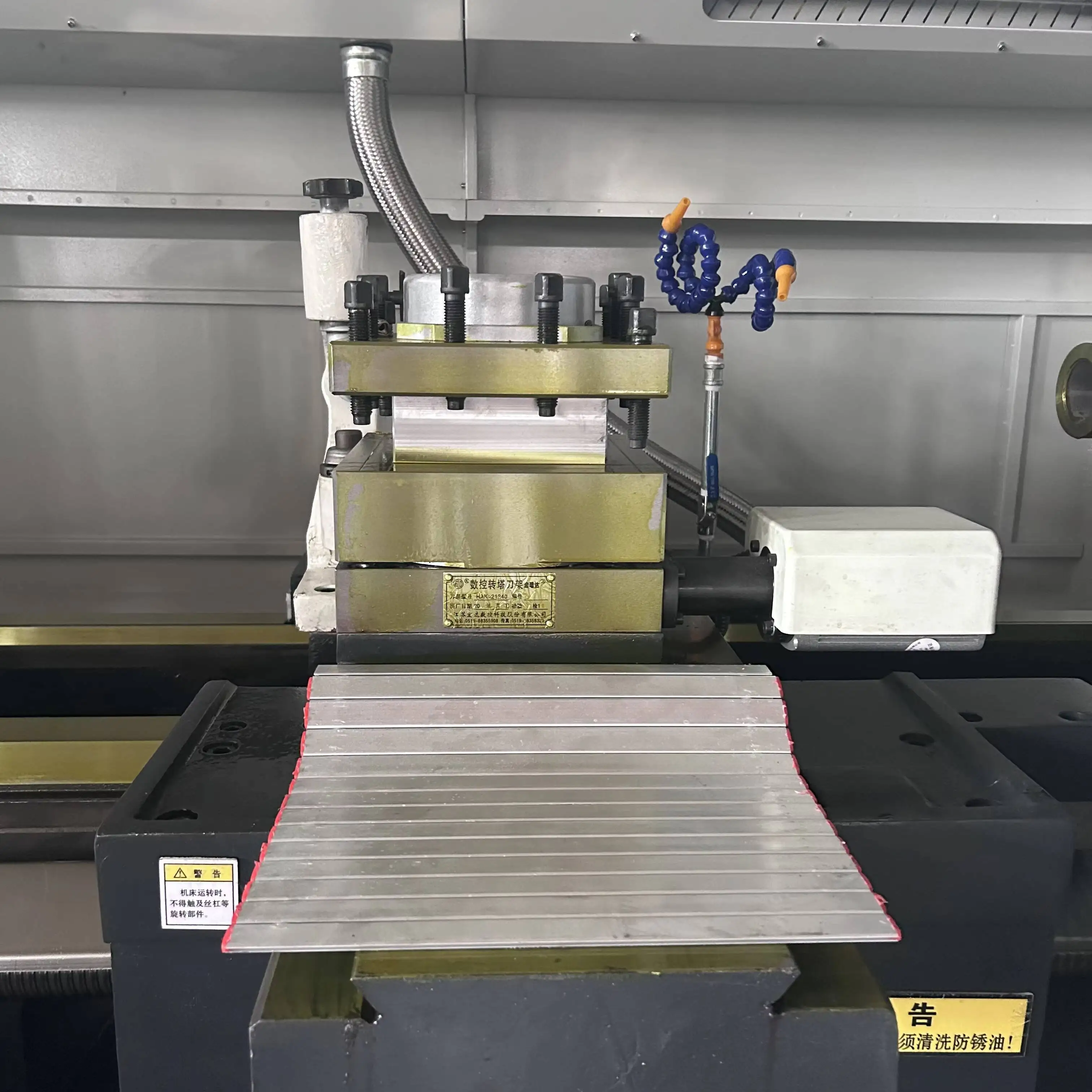 Ck6163 시리즈 CNC 선반 GSK 제어 시스템 105 스핀들 구경