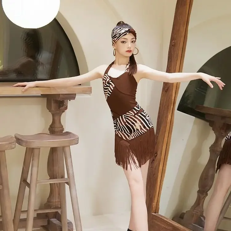 Vestido de baile latino para niñas, falda con borlas, traje de competición profesional, entrenamiento de baile para niños, traje de escenario de alta gama, disfraz de Tango