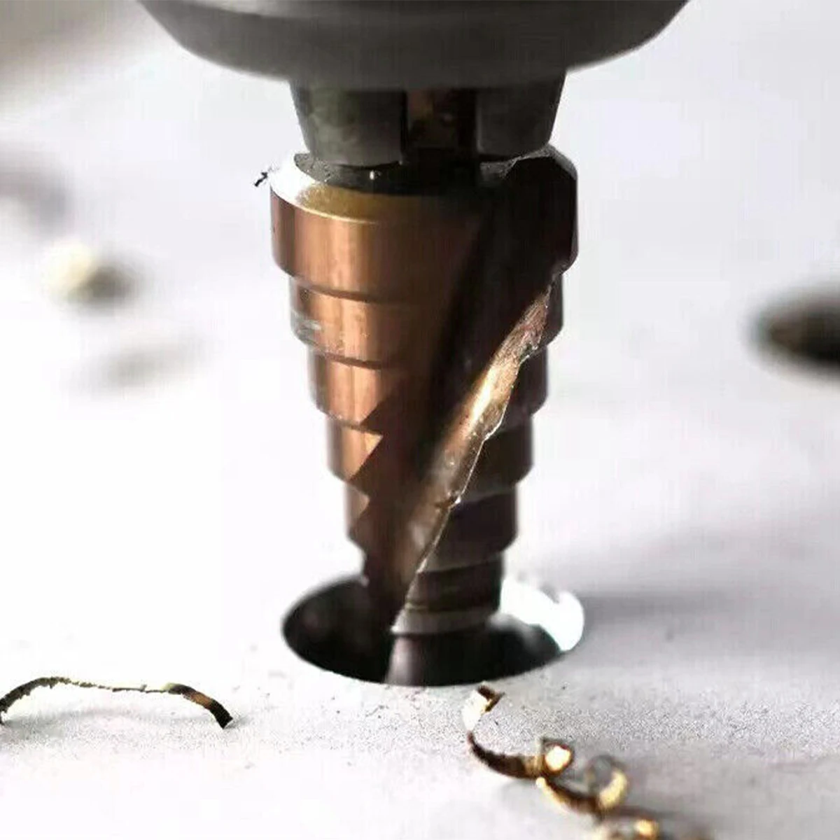 

1Pcs Cobalt Steel Step Cone Drill Bit Hole Cutter 4-32 Mm Suitable for Drilling Stainless Steel