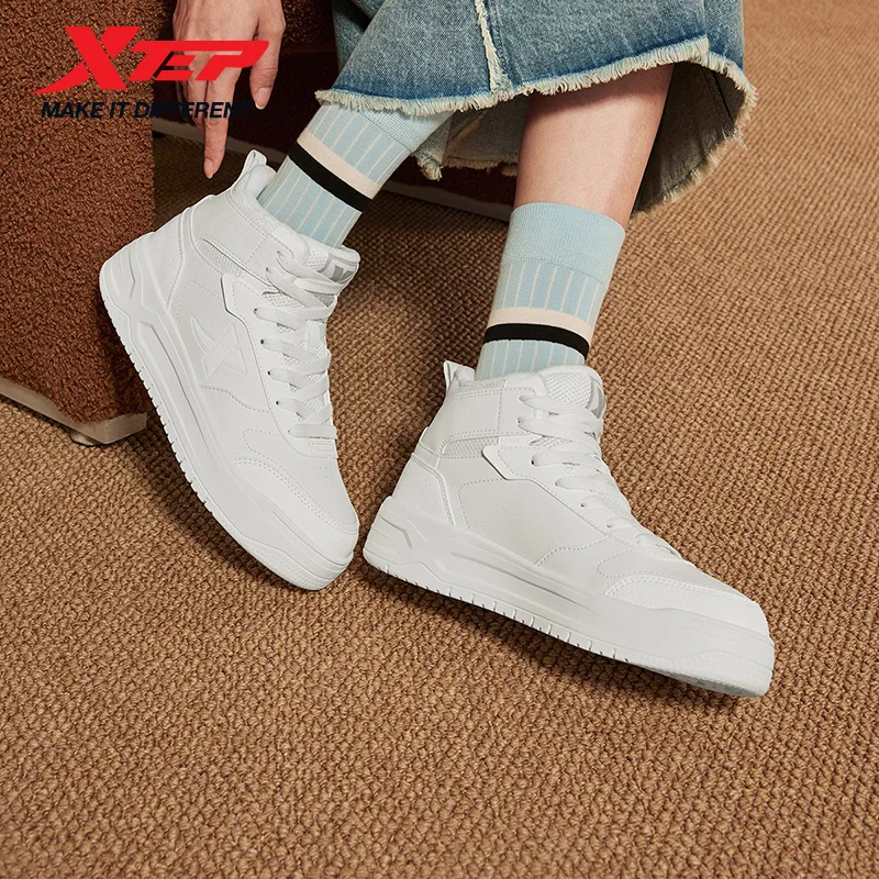 

Женская хлопковая обувь Xtep, зима 202, Normcore, прочная упаковка, устойчивость, отскок, резиновый материал ETPU, уличная обувь 875418370005
