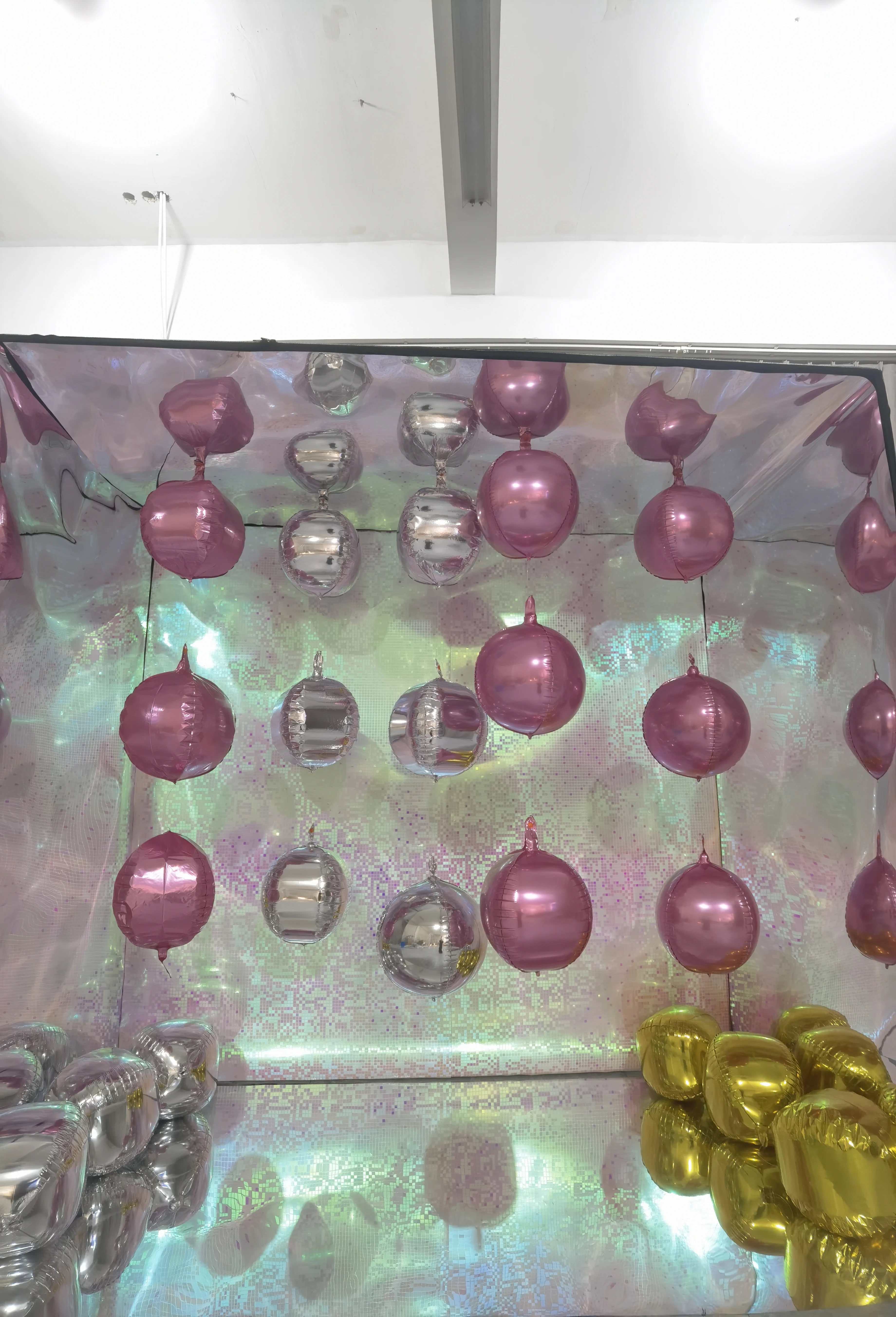 Party Event Props Magazine Photo Studio Mirror Photo Box Background Balloon
