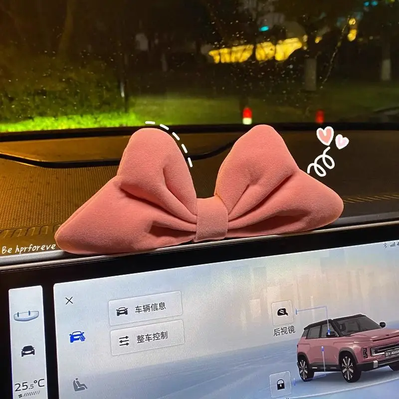 

2025 Cute Bow Car Decor Creative Dashboard Ornament for Women Car Accessories