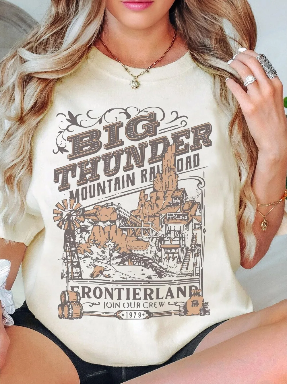 

Винтажная рубашка Disney с Микки и друзьями Big Thunder Mountain Railroad Футболка The Wildest Ride In The Wilderness