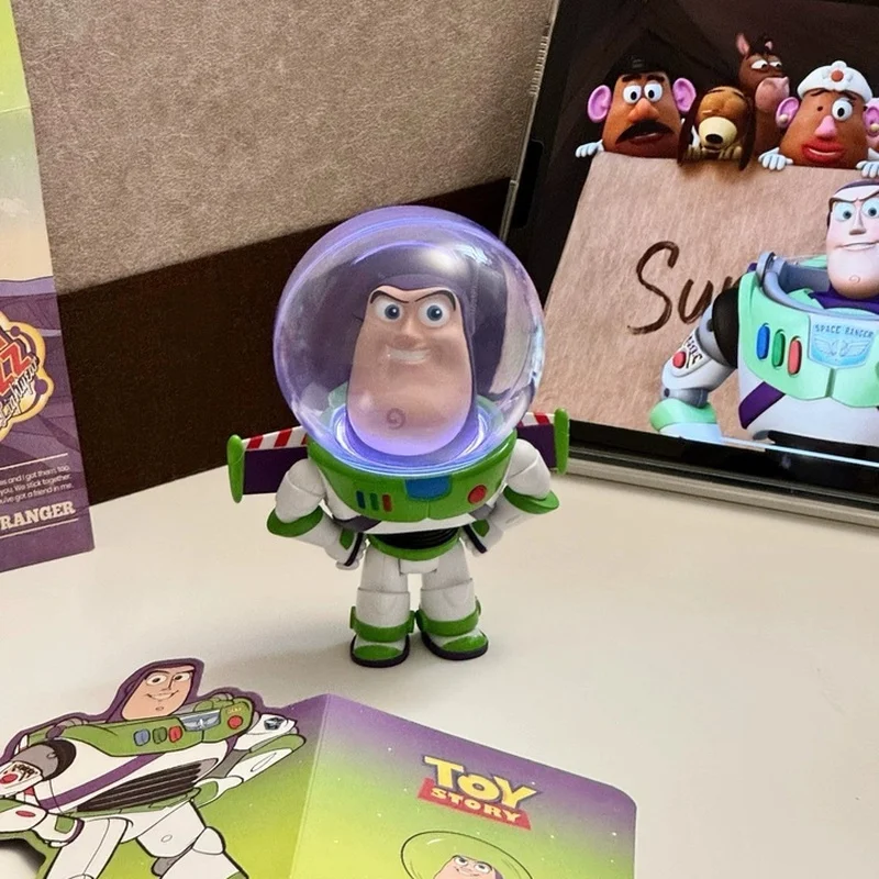 

История игрушек Базз Лайтер Пузырь Повязка на голову Свет Игрушка Настольный дисплей Модель Подарок на день рождения Девушка Подарок на День святого Валентина для парня