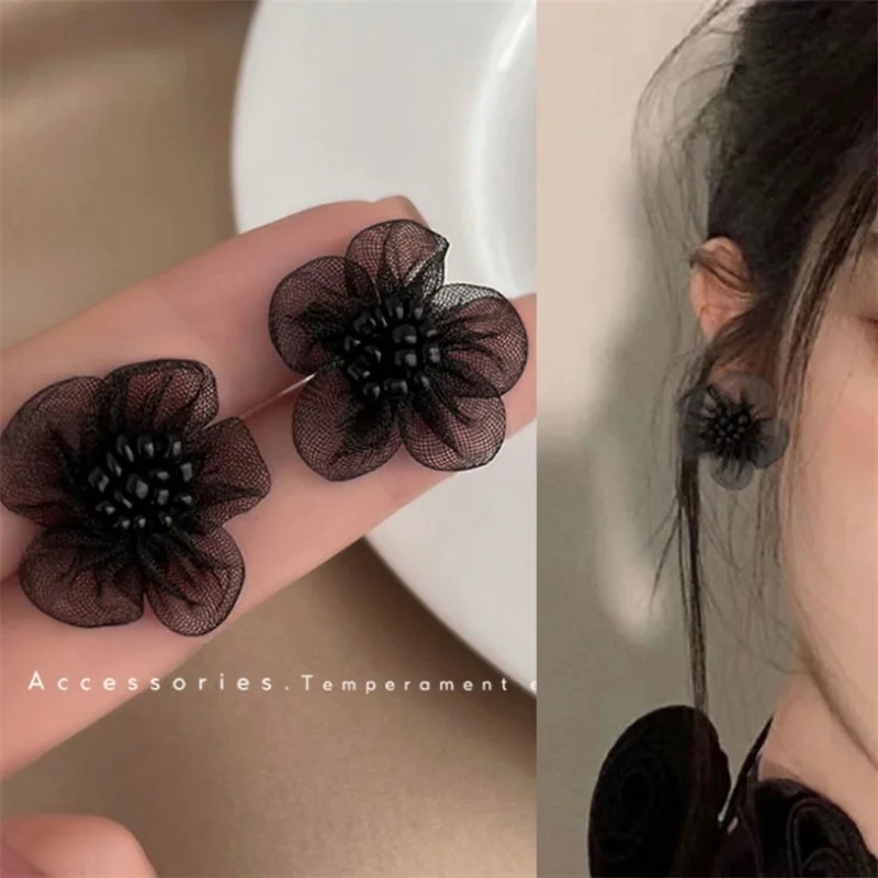 

Elegant Black Lace Flower Stud Earrings For Women Summer Style Party Wedding Exaggerated black Earrings Gift