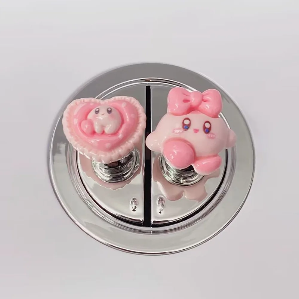 Uroczy przycisk spłuczki do toalety w kształcie Kirby, kreatywny uchwyt na pokrywę, prezent