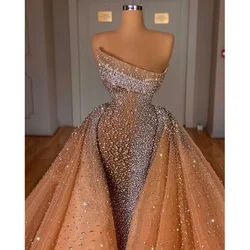 Luxury Crystal Pearls Prom Dresses Fashion Strapless Sleeveless Wedding Gowns Floor Length Sweep Train Evening Party Dresses