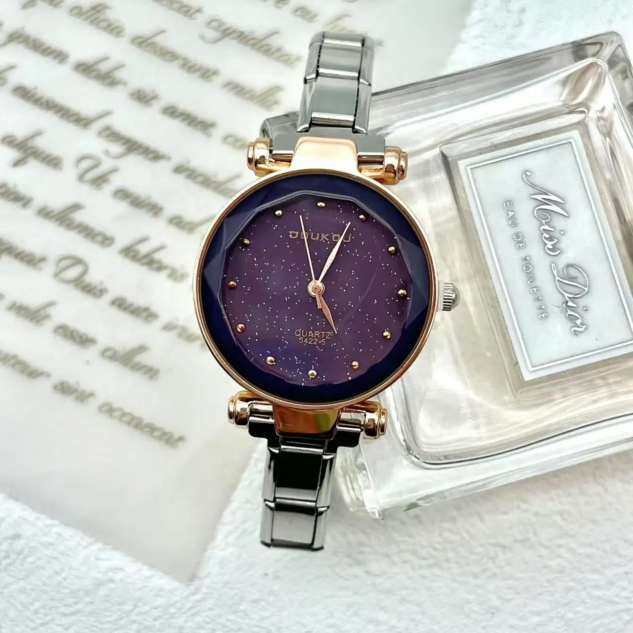 

Круглые модные повседневные кварцевые часы, черные, коричневые, для женщин и мужчин, нержавеющая сталь, ширина 9 мм, подарок на день рождения для мужчин и женщин