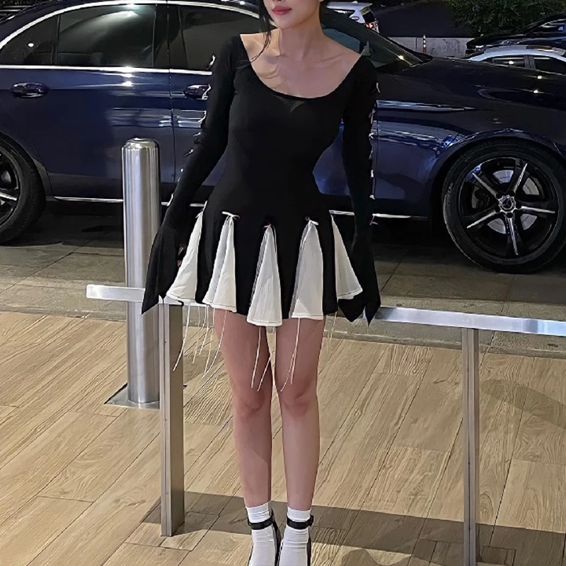 Mini abito nero per le donne autunno Patchwork moda manica svasata fasciatura Sexy o-collo a-line Dress Casual Club elegante Partywear