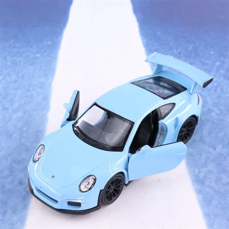 WELLY 1:36 2016 Porsche 911 GT3 RS High Simulation Diecast Car Metal Alloy Model Car Children\'s toys collection gifts B58