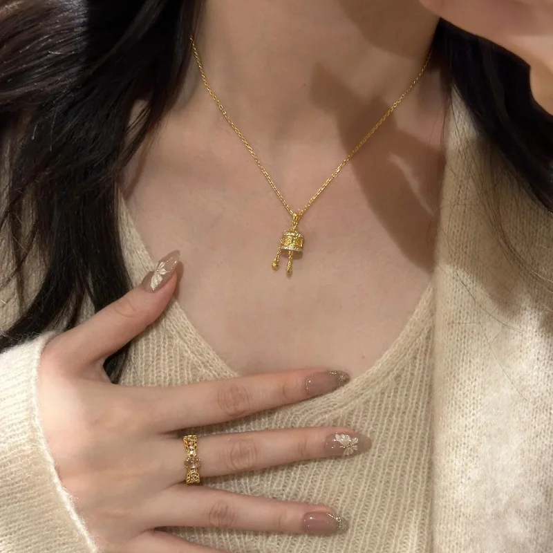 New in court style six character mantra prayer bucket necklaces light luxury exquisite and shiny collar chain jewelry gift