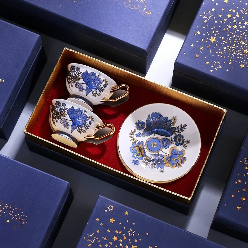 European bone china coffee cup and saucer set, ceramic coffee cup and saucer set, gold-painted afternoon tea teacup