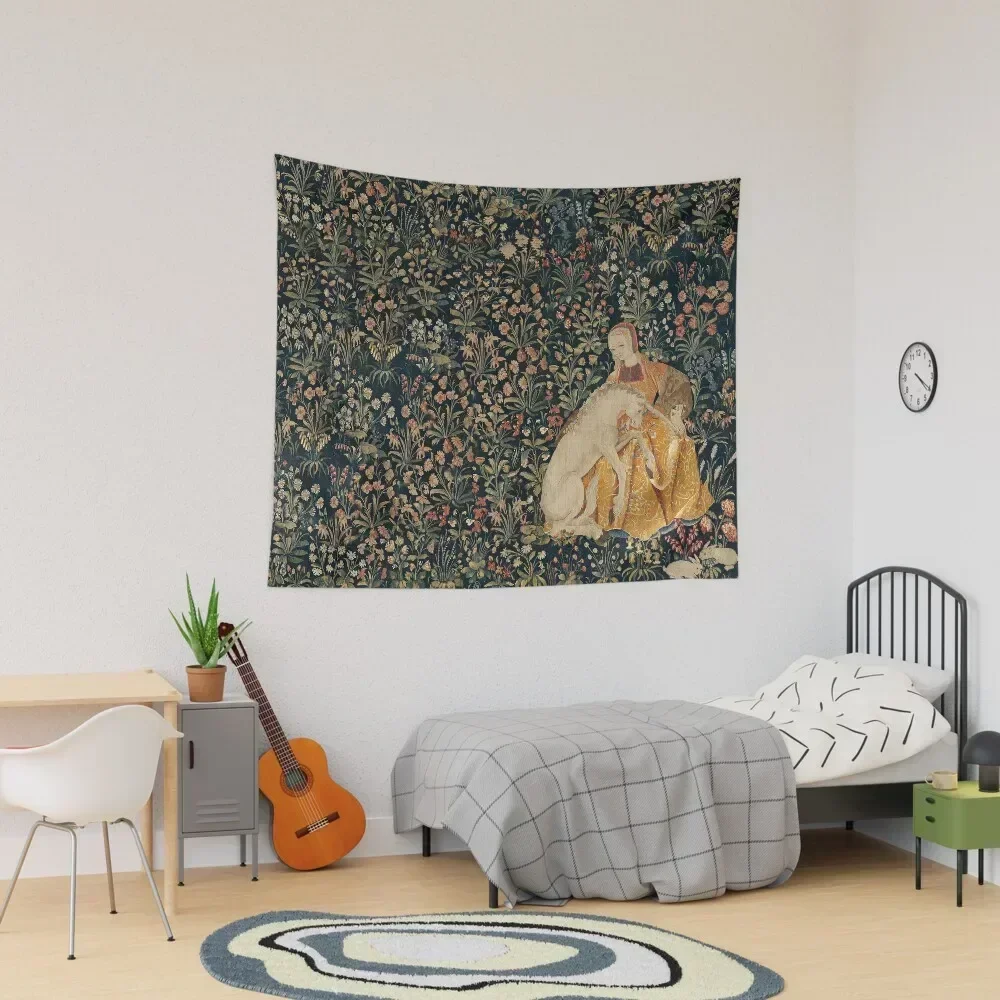 

Medieval Unicorn Floral Tapestry Custom Aesthetic Room Decoration Tapestry