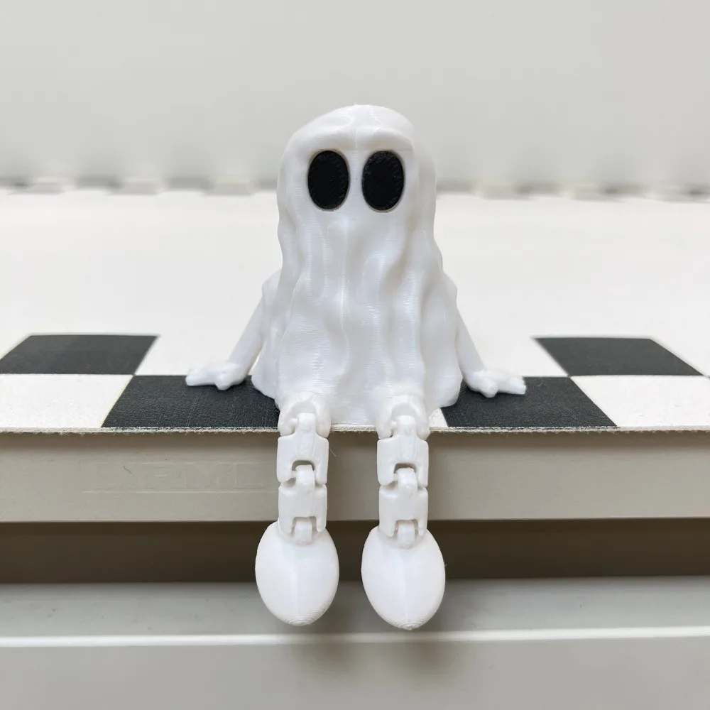 

Mini 3D Printed Ghost Ornament PLA Hand-Painted Ghost Joint Figurines Movable Joints Ghost Fidget Toys Halloween Party Decor