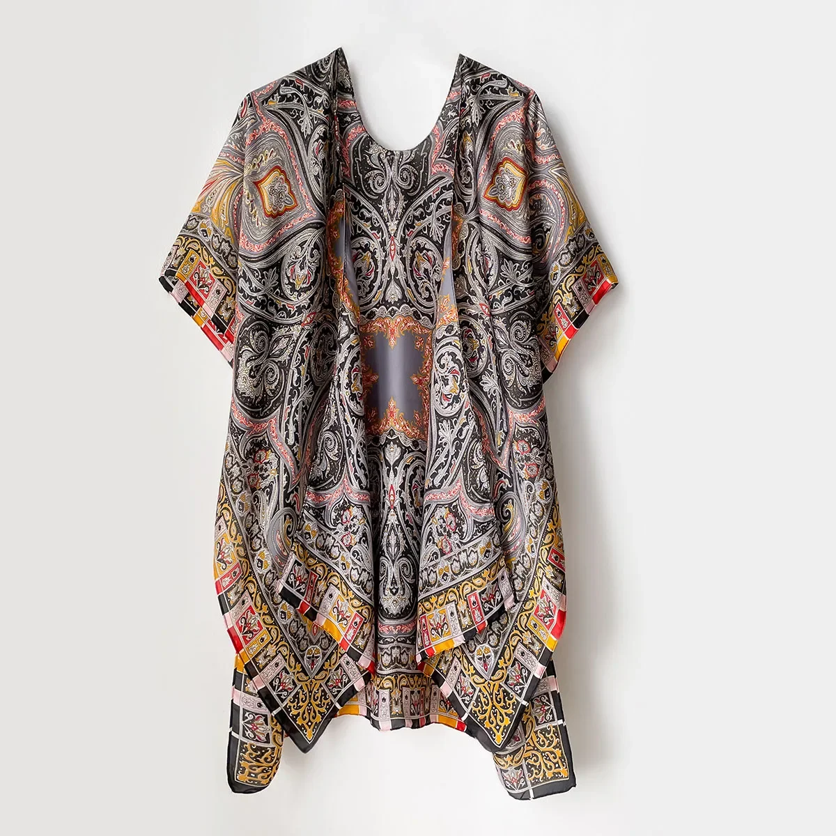 2024 جديد وشاح حريري فاخر البلوز وشاح طباعة رئيس كبير منديل الحجاب شال المرأة باندانا فولارد الخمار