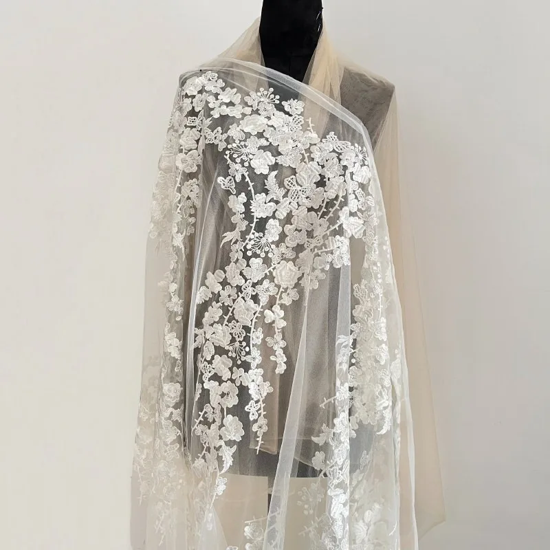 New Exquisite Plum Blossom Embroidery Lace Decal Fabric Handmade DIY Wedding Dress Dress Veil Decoration Clothing Accessories