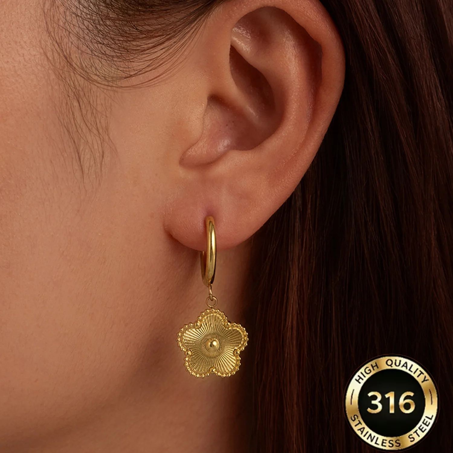 18K Gold-Plated Stainless Steel Five-Petal Flower Earrings, Non-Fading Fashionable Sweet, and High-End Women's Flower Earrings
