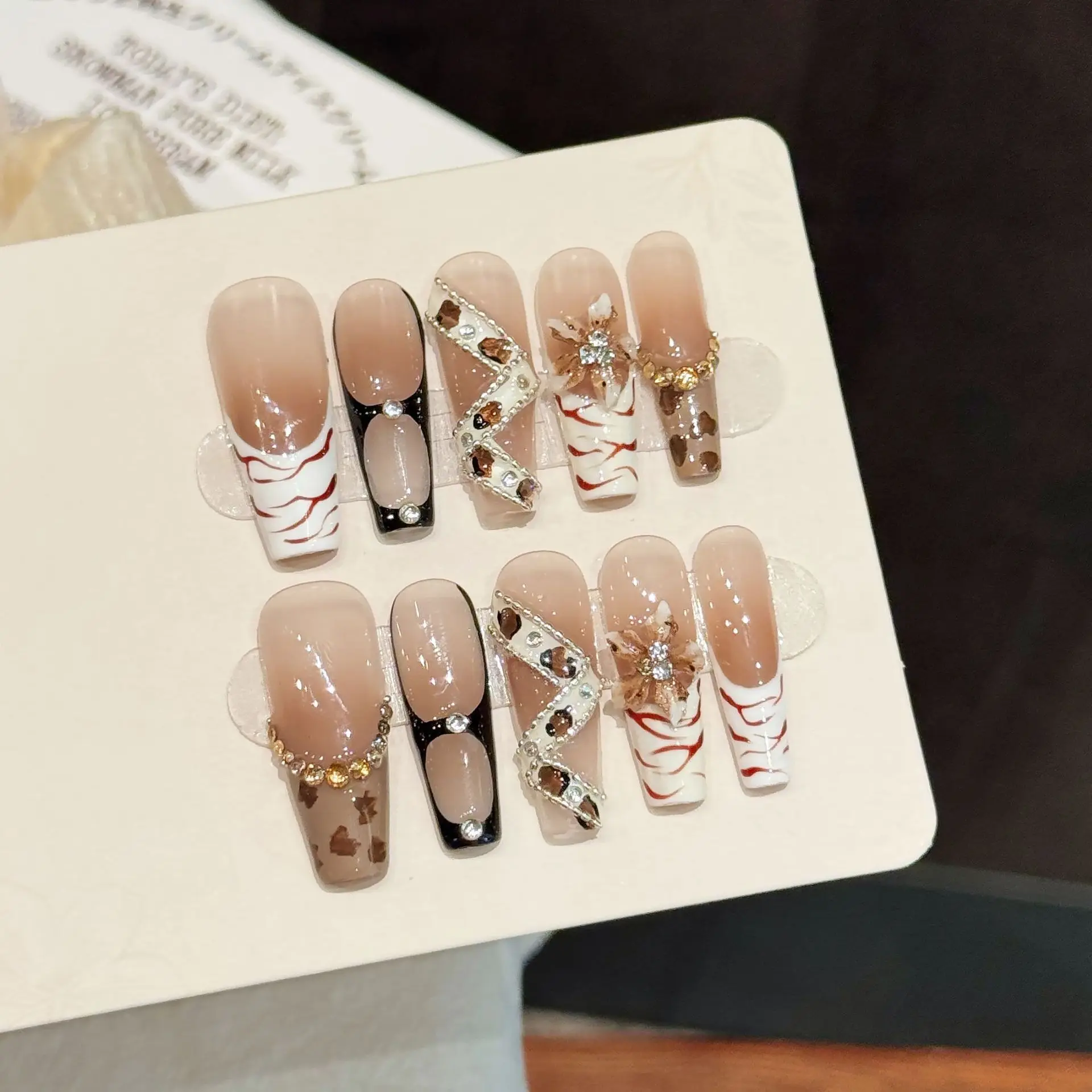 10-pcs-de-luxo-artesanal-imprensa-em-unhas-longo-ballet-leopardo-quente-menina-em-po-design-com-ferramenta-de-3-pecas-abas-adesivas-de-cola-de-unhas