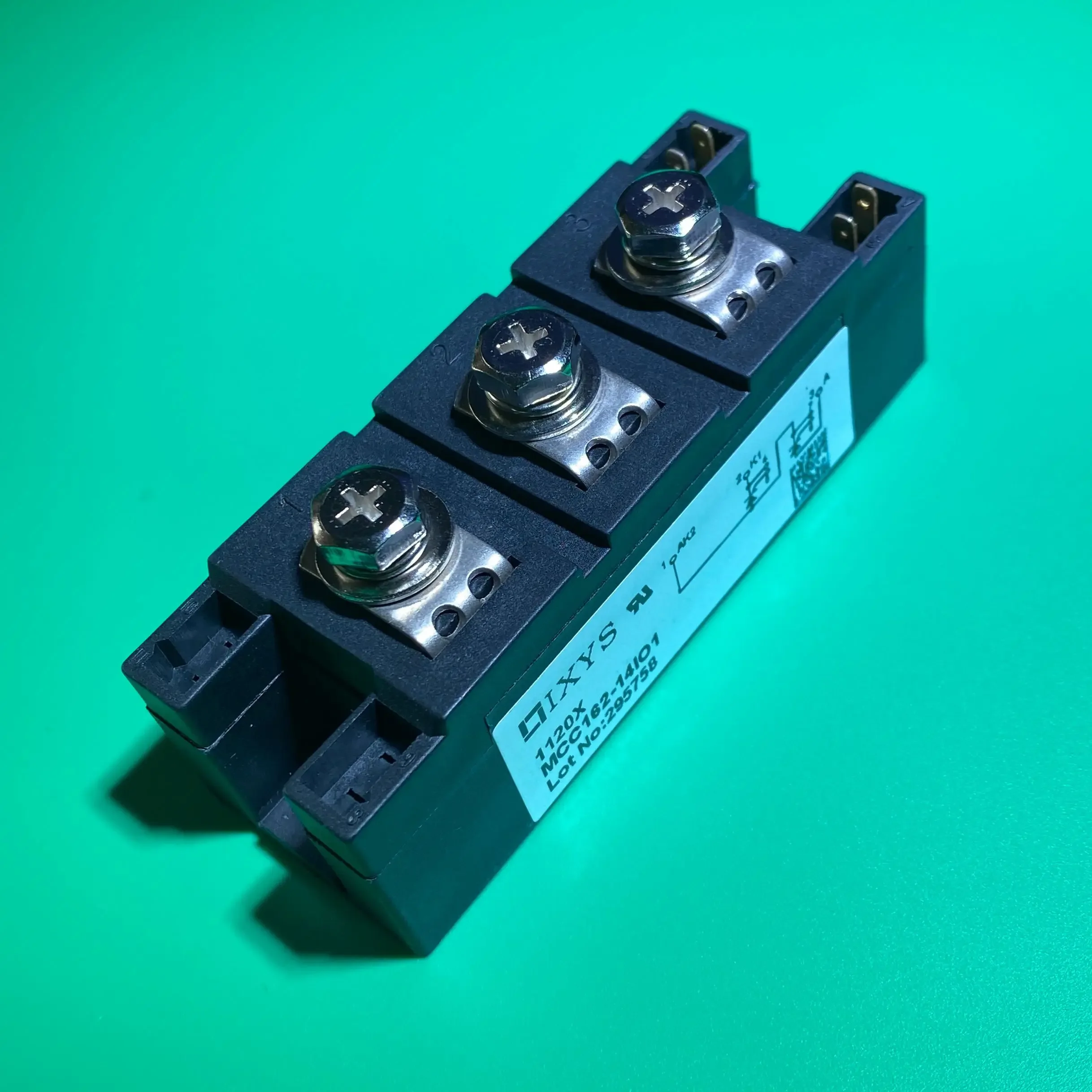 MCC162-14I01 Module IGBT MCC162-14IO1 MOD THYRISTOR DUAL 1400V Y4-M6 MCC 162 - 14 IO1 MCC16214I01 MCC162-14I 01