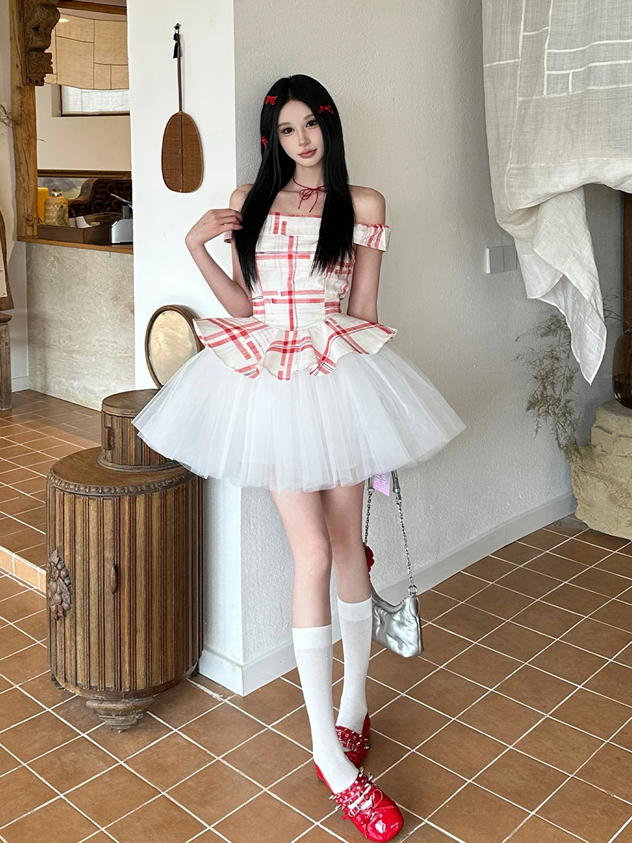 ReddaChic ワンショルダーミニプリンセスドレス女性バレエコアステッチチュールフィットとフレアフリルふわふわチュチュガウンフォーマル服