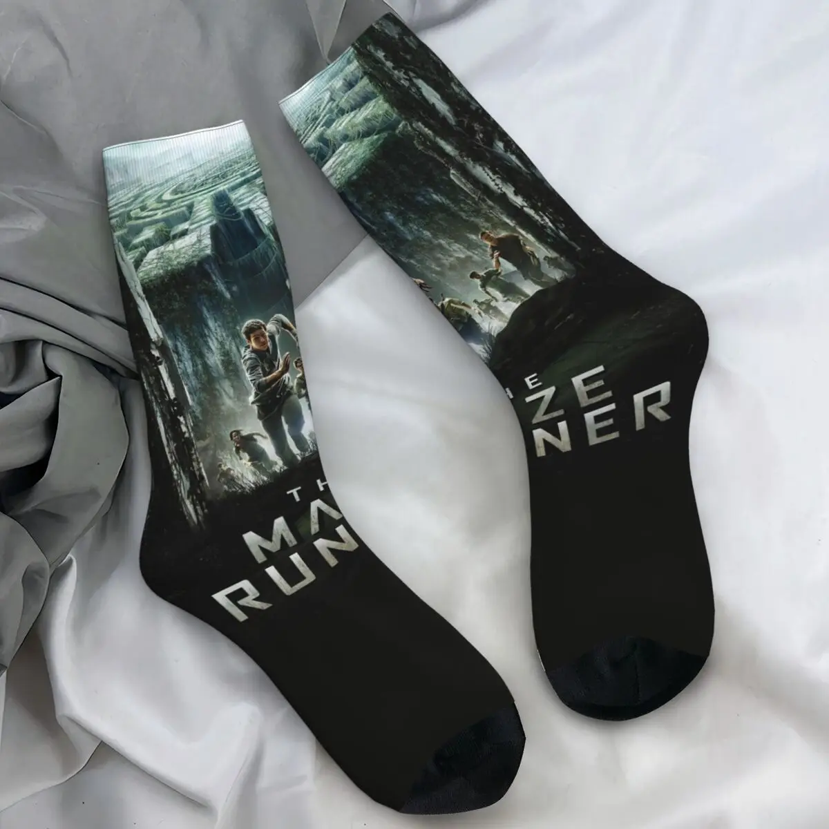 المتاهة عداء الأمريكية الخيال العلمي فيلم جوارب الجرافيك الجوارب الخريف عدم الانزلاق الجوارب الكبار الرجال في الهواء الطلق تنفس الجوارب