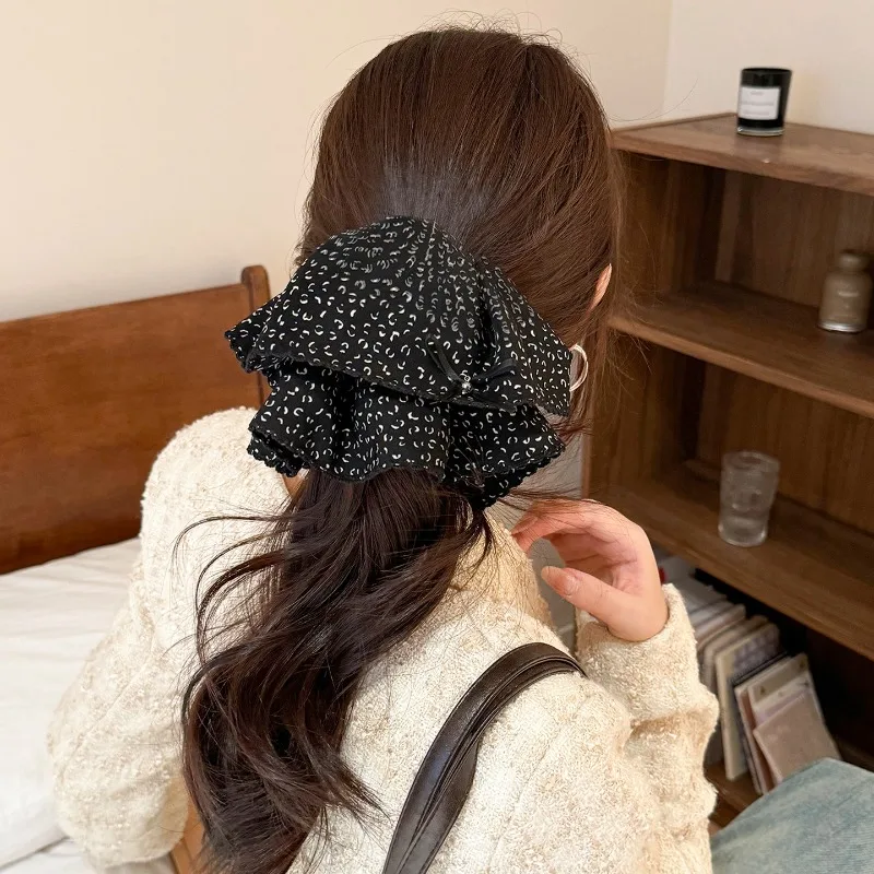 

High-end Vintage Leopard Print Bowknot Shark Clip Sweet Cool Temperament Half Updo Ponytail Hair Claw Women's Hair Accessories