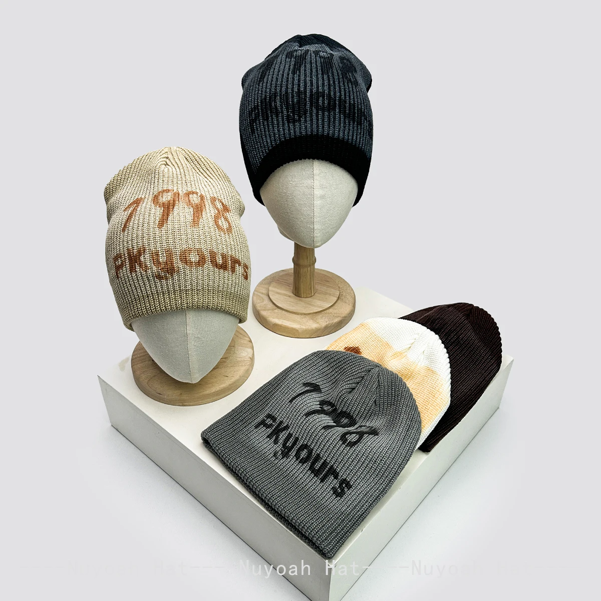 

New Men Women Bandhnu Jacquard Number Letters Knitted Hats Warm Personal Fashion Street Beanies Hip-hop Versatile Outdoor ins