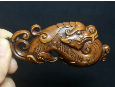 Four seasons men's and women's boxwood hand-carved dragon phoenix pendant small