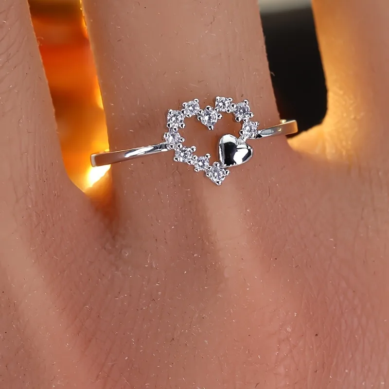 Exquisite Romantic Hollow Heart Shaped Silver Color Ring Inlaid with Synthetic Zircon Women's Wedding Proposal Confession Ring