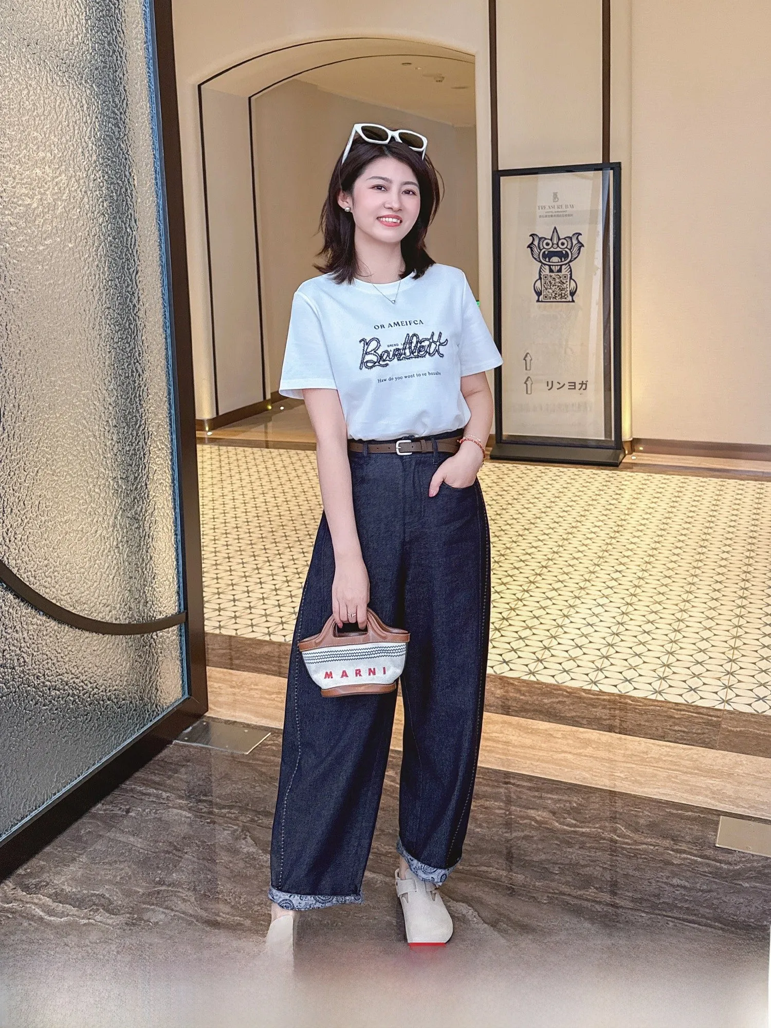 

Slimming High Waist Wide Leg Jeans Deep Blue Cuffed Casual Knife Pattern Women's Cotton Denim Pants Winter Season