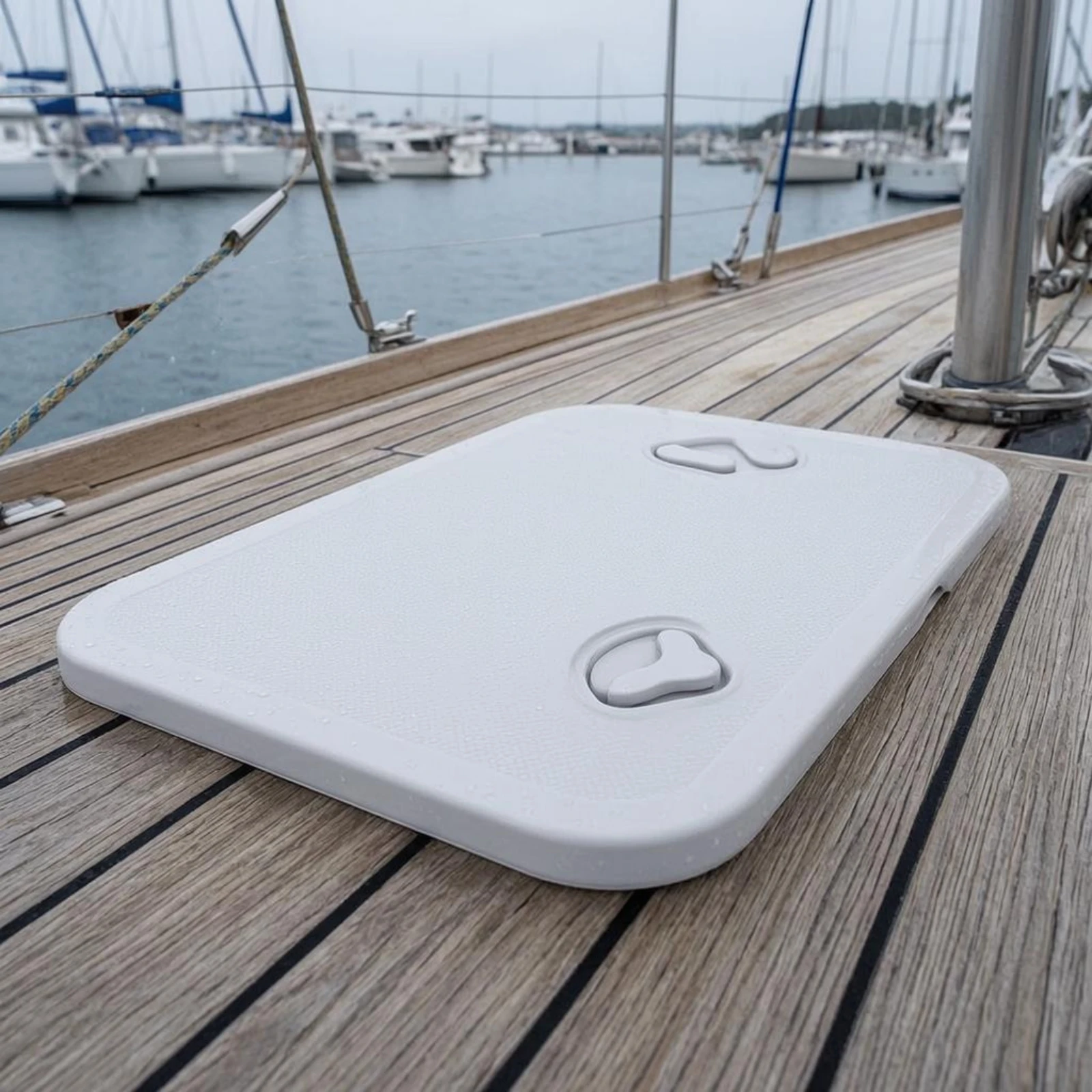 Marine Hatch Cover Integrated Latches Locking Hatch Cover Boat Accessory Rounded Corners Snag-Resistant for Storage Opening