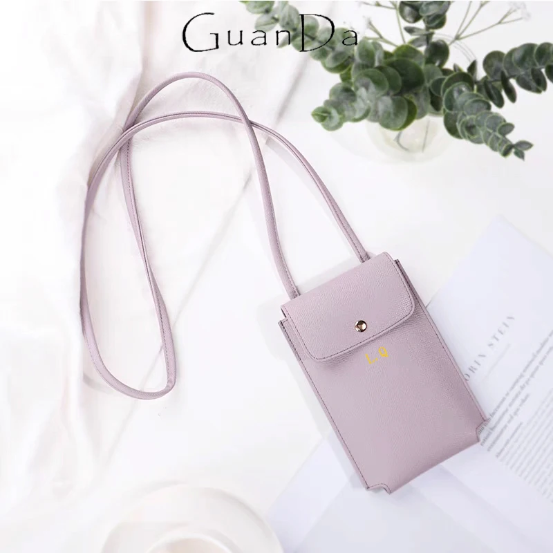 Fashion Custom Letters Woman Phone Pochette Engrave Initials Cow Leather Phone Bag Versatile Luxury Design Casual Crossbody Bag