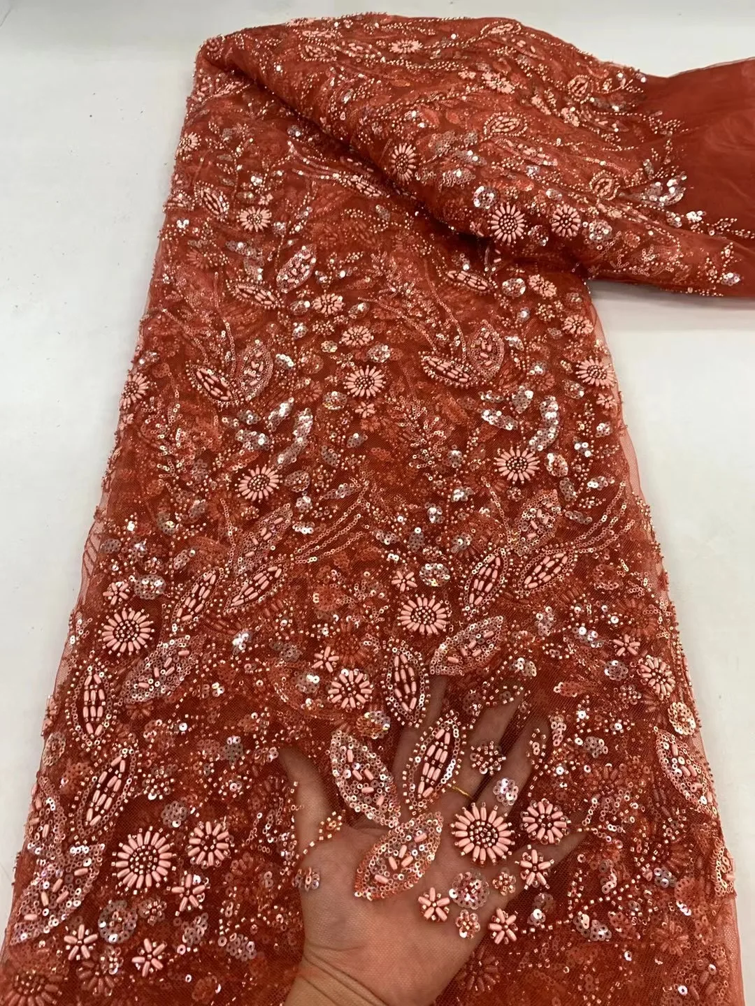 

African Sequins Beaded Lace Fabrics 2024 High Quality Embroidery French Nigerian Lace Fabric For Wedding Sewing Material Dress