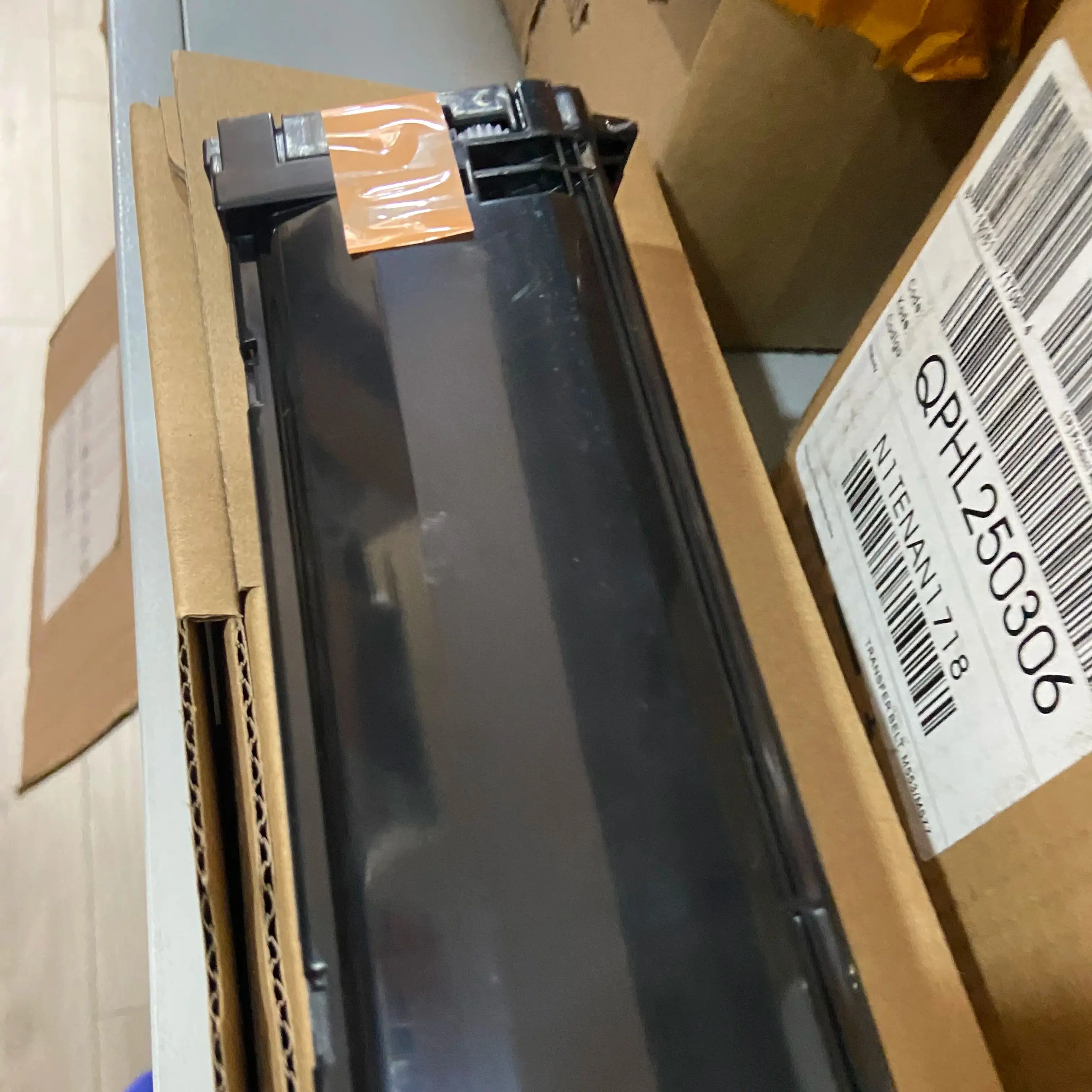 

Комплект чистящих лезвий для ленты переноса изображения CC468-67927 для HP Color CP3520 CP3525 500 M551 M570 M575 CM4540 CP4025 CP4525 M651