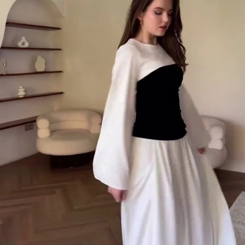 2025New أبيض وأسود المرقعة تصميم الخصر مقصوص التخسيس فستان طويل المرأة