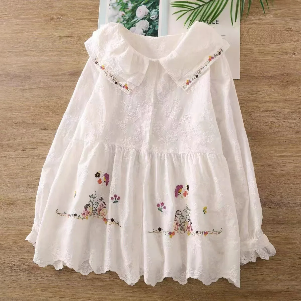 

Spring New Japanese Sweet Mori Girl Embroidery Cotton Shirts Women Turn Down Collar Long Sleeve Casual Loose Tops