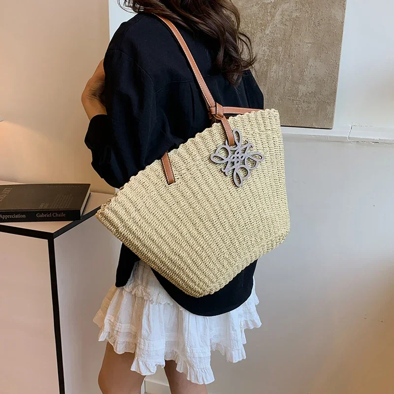 

Popular Women Crossbody Bag in Real Leather, Luxury Brand Elegant Handbag, Famous Designer Tote Bag Option