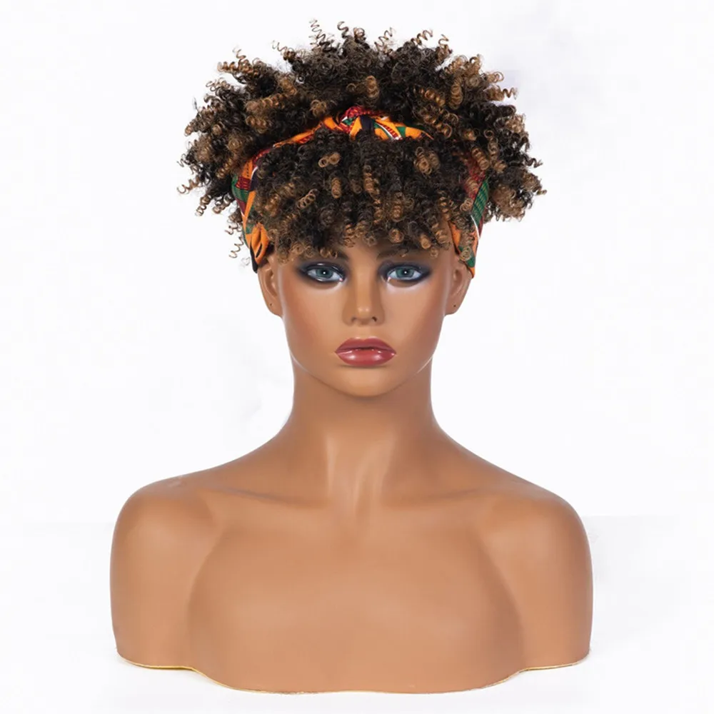 Parrucche sintetiche per capelli ricci per donne nere parrucche corte Afro crespi ricci con frangia fascia per uso quotidiano parrucca per feste o Cosplay