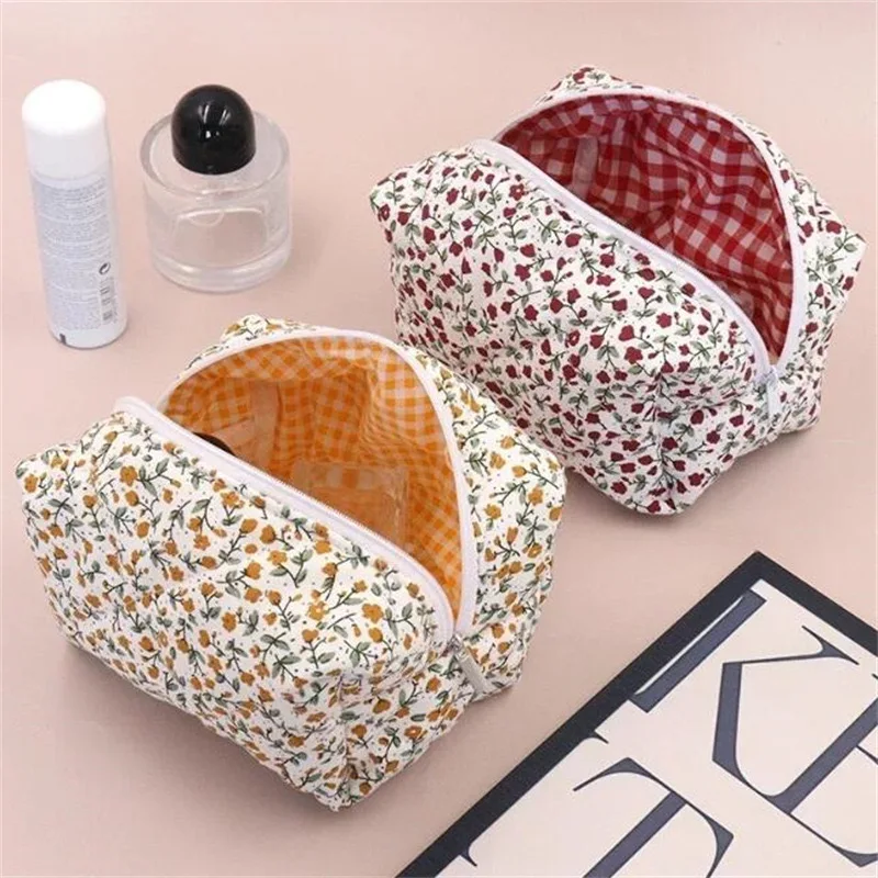 

Fashion Floral Puffy Quilted Makeup Bag Travel Cosmetic Jewelry Storage Organizer Handbag Pouch Large Capacity Make Up Bags