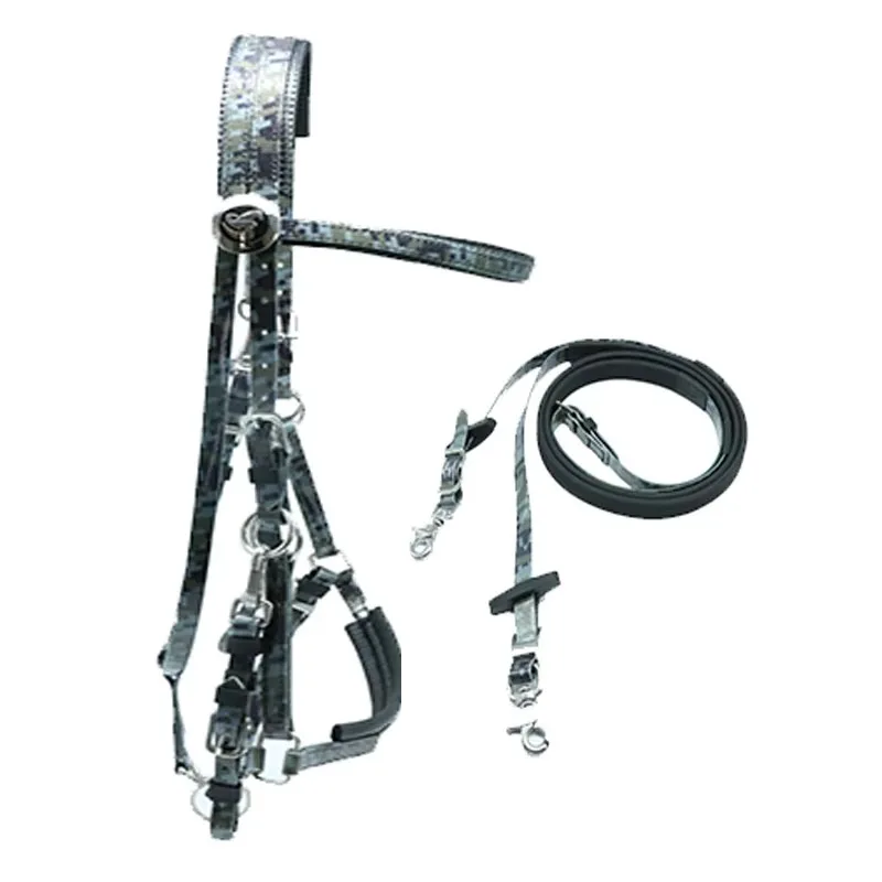 Brida para Caballo, Cabestro Sintético con Recubrimiento de Tela y Herrajes de Latón, Diseño de Estilo Inglés para Exhibición y Montar
