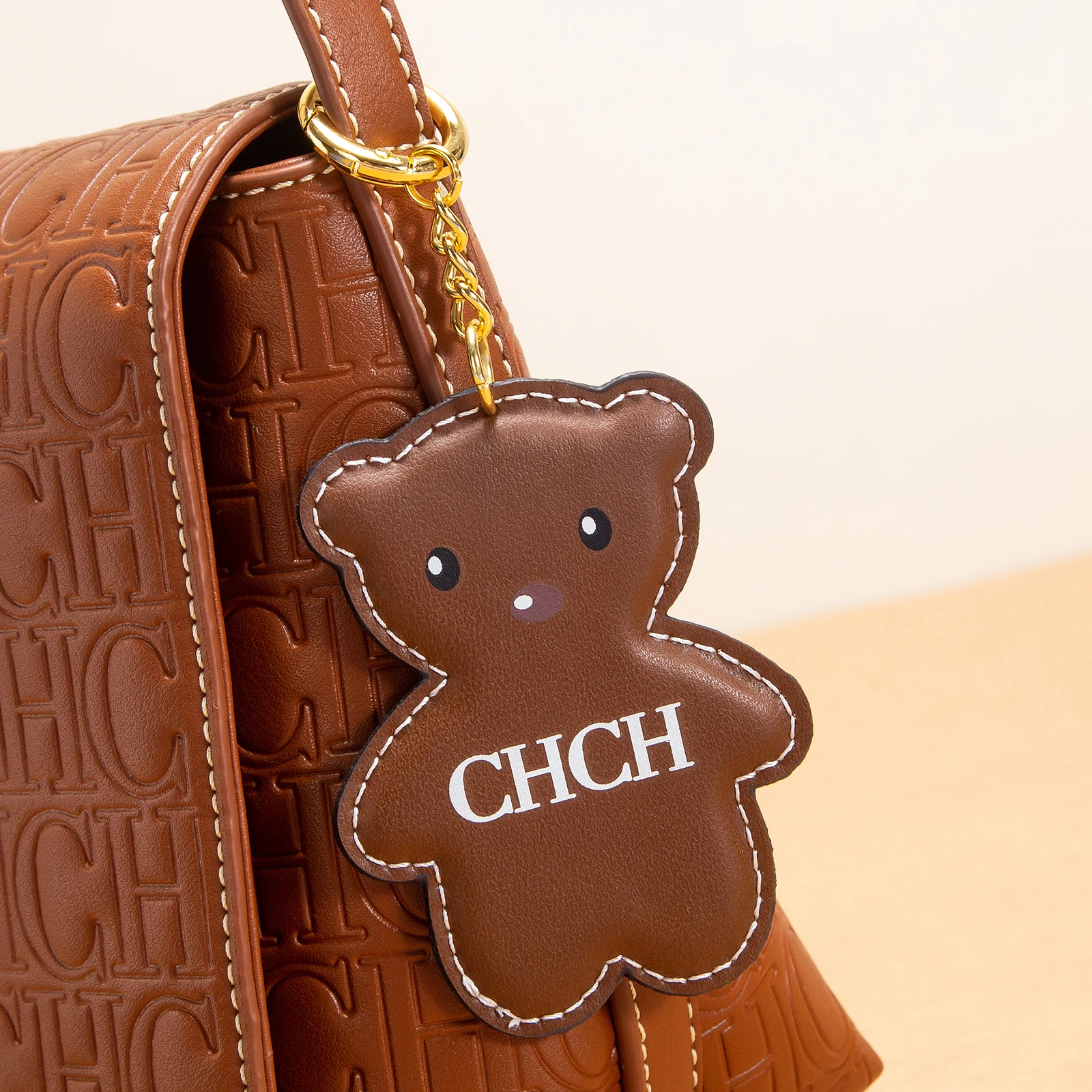 ديكور معلق للأمتعة جديد 2025 مع نمط زهرة الدب تيدي بير وزخرفة بسيطة