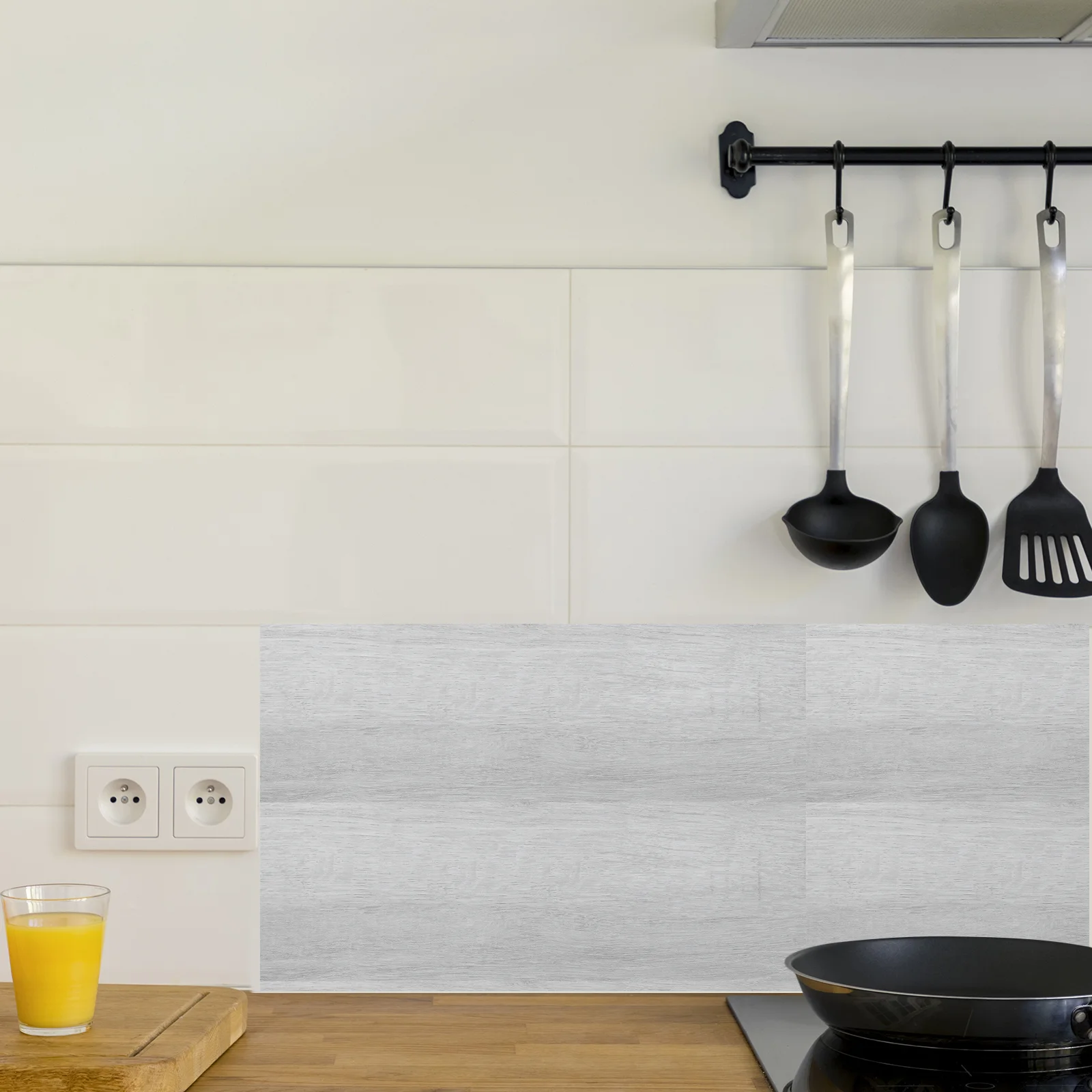 32 peças telhas de piso de grão de madeira casca e vara 18x6 polegadas piso autoadesivo à prova d'água resistente a arranhões para cozinha e banheiro