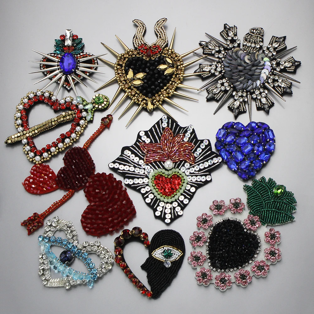 3D Handmade Rhinestone Beaded Patches Heart Sew on Crystal Patch beading Applique Cute Patch Love Medals  B388